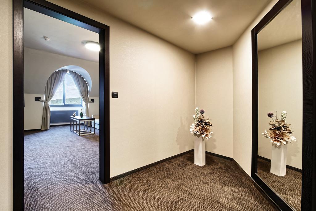 Hotel Victory Popůvky Kültér fotó