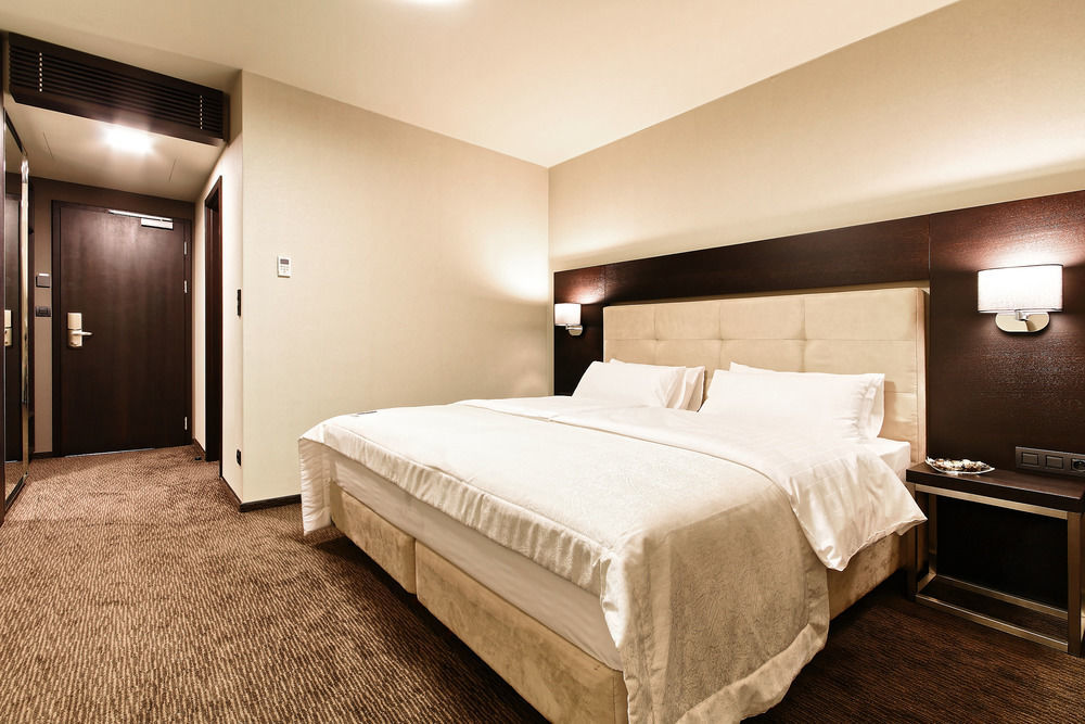 Hotel Victory Popůvky Kültér fotó